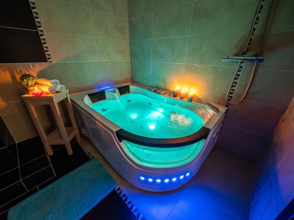 Skyhouse Riga Lux Penthouse & Spa エクステリア 写真